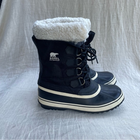 Sorel Women’s Caribou Waterproof Boot (Worn Once) - Picture 1 of 6